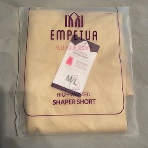 Nude Shaper Shorts M/L
